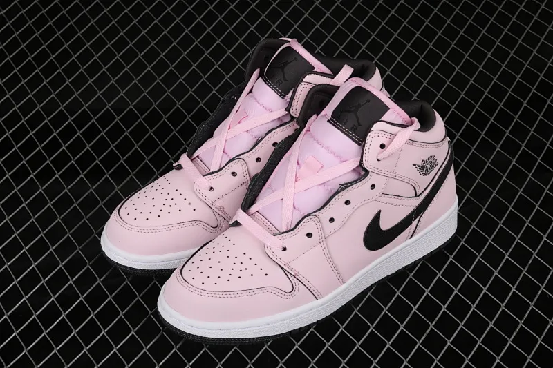 All categories Air Jordan Jordan series basketball shoes Air Jordan 1 Mid Air Jordan 1 Mid GS AJ1 Joe 1 white black pink cherry blossom 555112-601